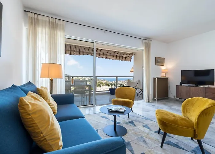 Sea View Park Swimming Pool & Tennis 2 Bdrs